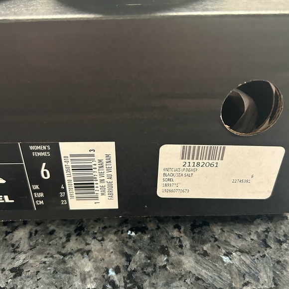 NWT Sorel Black $ White Sea Salt Women’s Size 6 Mesh Slip-On Shoes - Picture 9 of 11